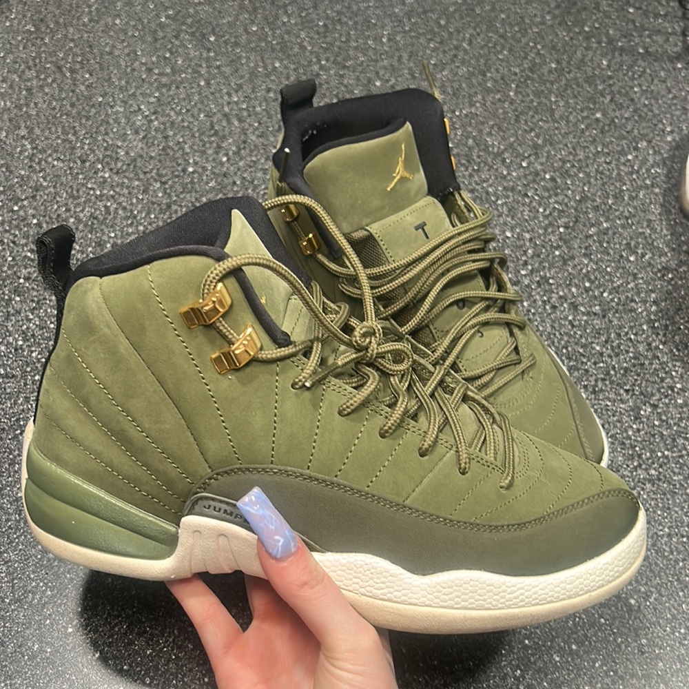 Jordan 12 Retro Class of 2003